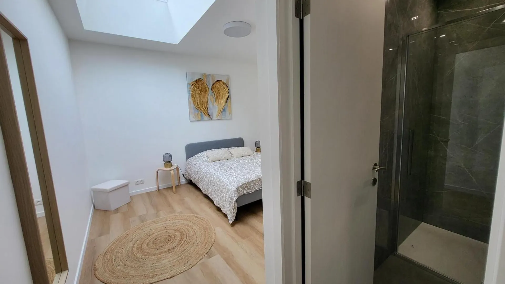 Private Rooms - European Quarter Brussels Homestay