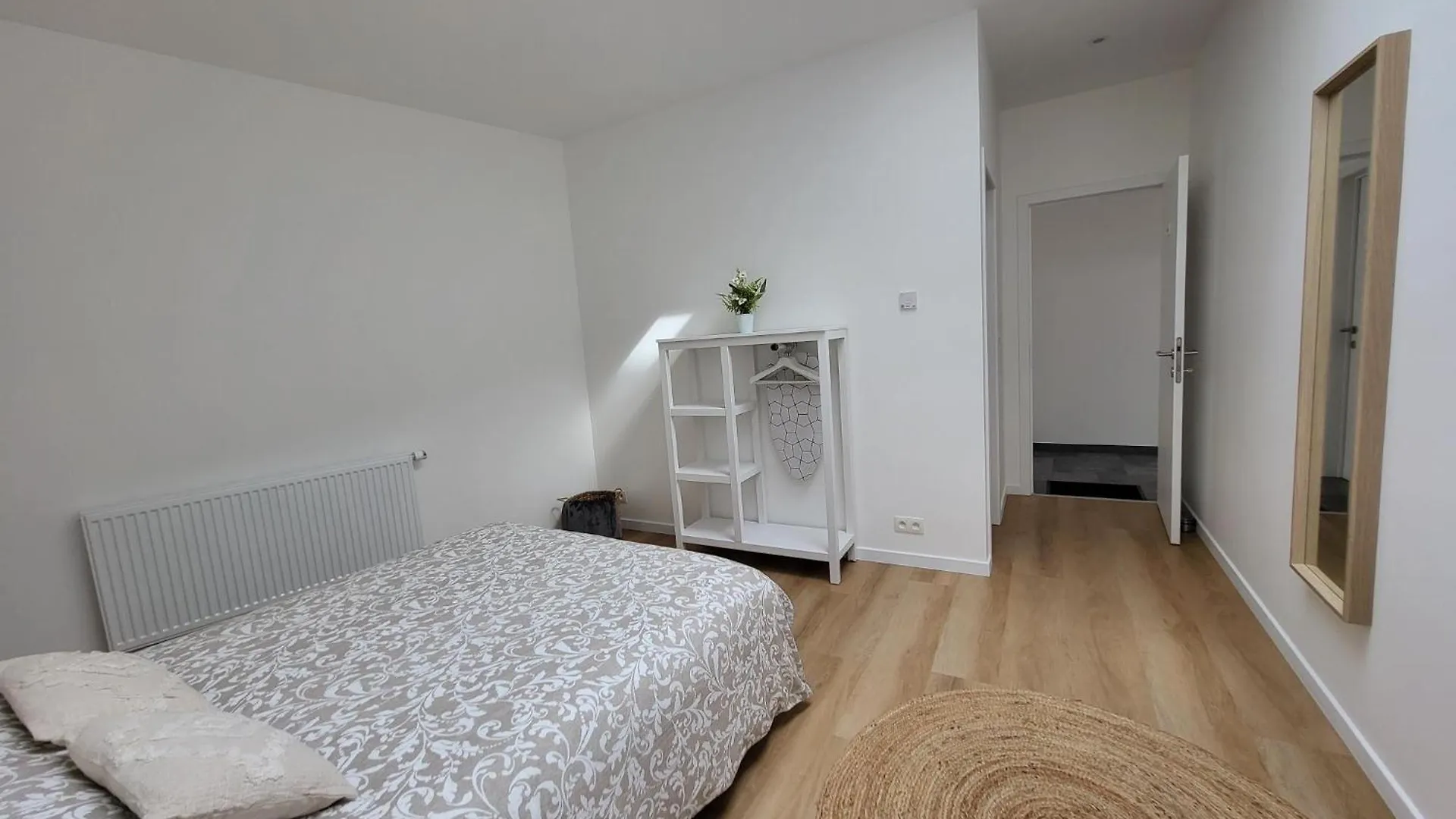 Homestay Private Rooms - European Quarter Brussels